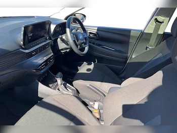 Used Hyundai i20 2024 for sale - 77979170: Photo