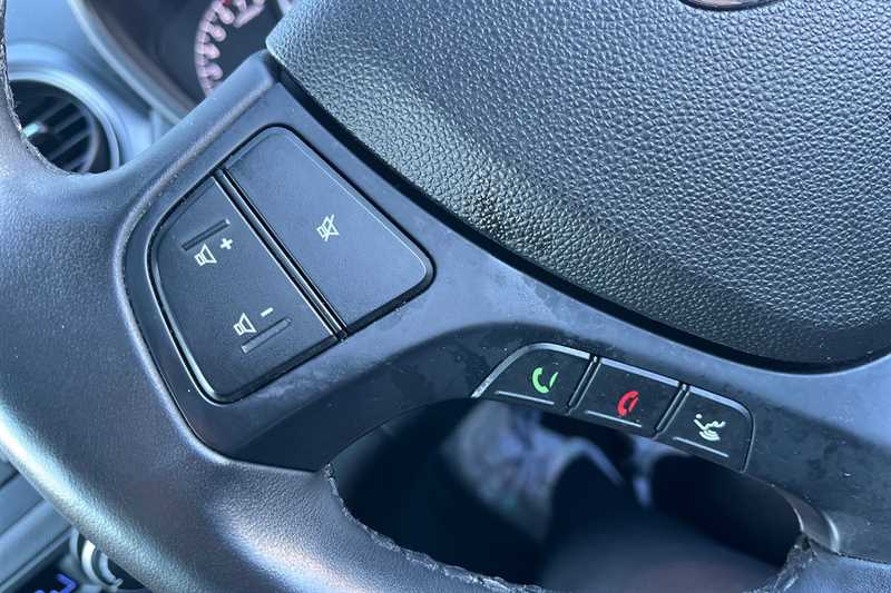 Used Hyundai i10 2018 for sale - 76999863: Photo 16