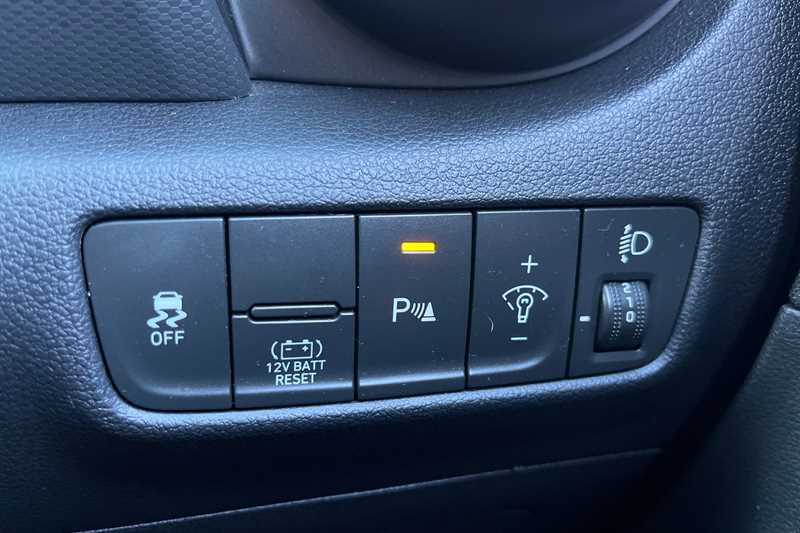 Used Hyundai KONA 2022 for sale - 76745608: Photo 13