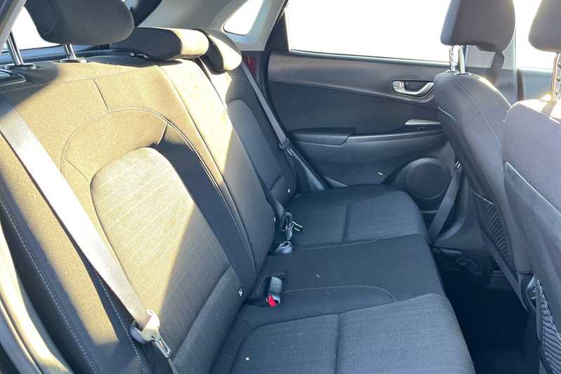 Used Hyundai KONA 2022 for sale - 76745608: Photo 8