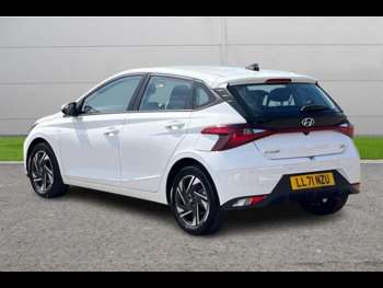 Used Hyundai i20 2022 for sale - 74880780: Photo