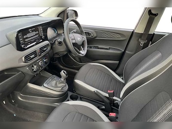 Used Hyundai i10 2025 for sale - 77082751: Photo