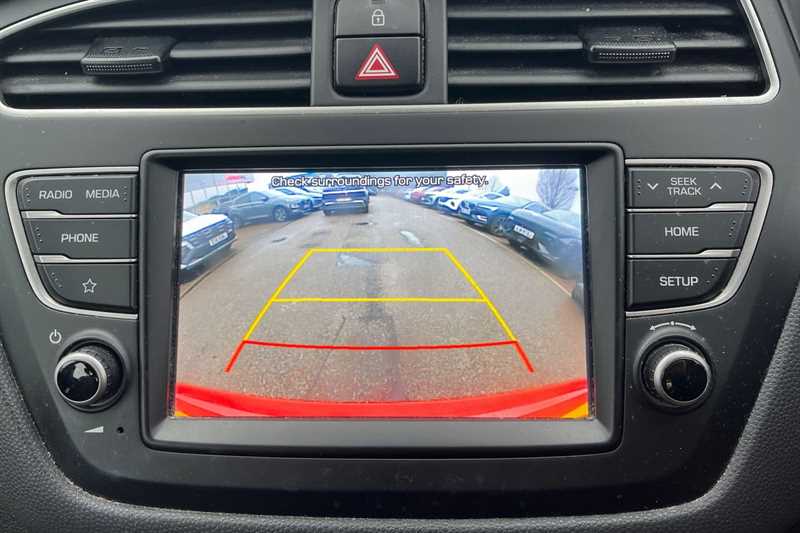 Used Hyundai i20 2018 for sale - 77022005: Photo 19