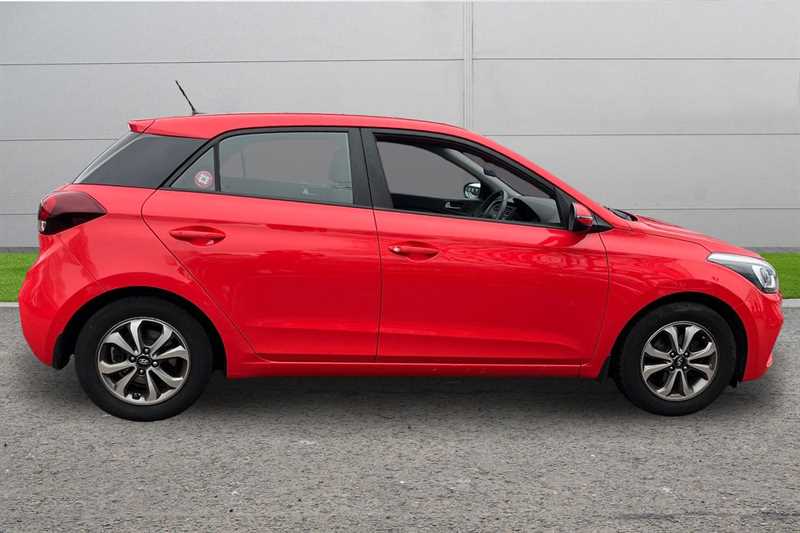 Used Hyundai i20 2018 for sale - 77022005: Photo 5
