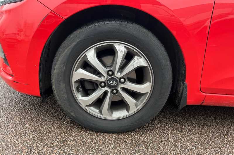 Used Hyundai i20 2018 for sale - 77022005: Photo 9