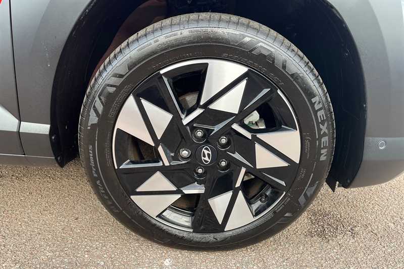 Used Hyundai KONA 2024 for sale - 76087116: Photo 9