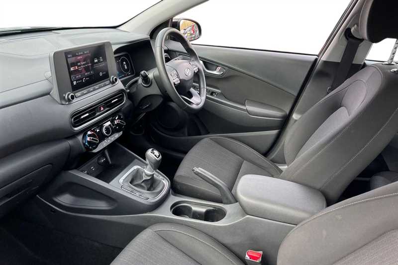 Used Hyundai KONA 2023 for sale - 77972077: Photo 2