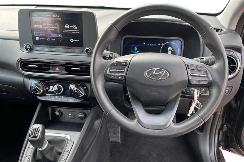 Used Hyundai KONA 2023 for sale - 77972077: Photo 4