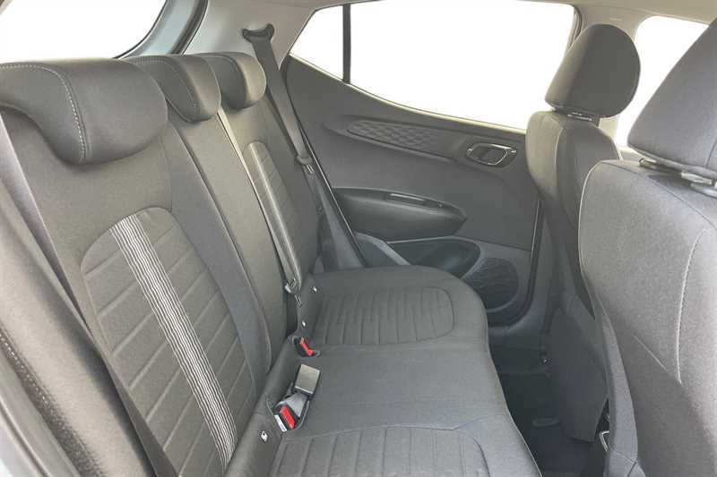 Used Hyundai i10 2022 for sale - 76731835: Photo 8