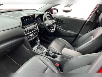 Used Hyundai KONA 2021 for sale - 76217401: Photo 2