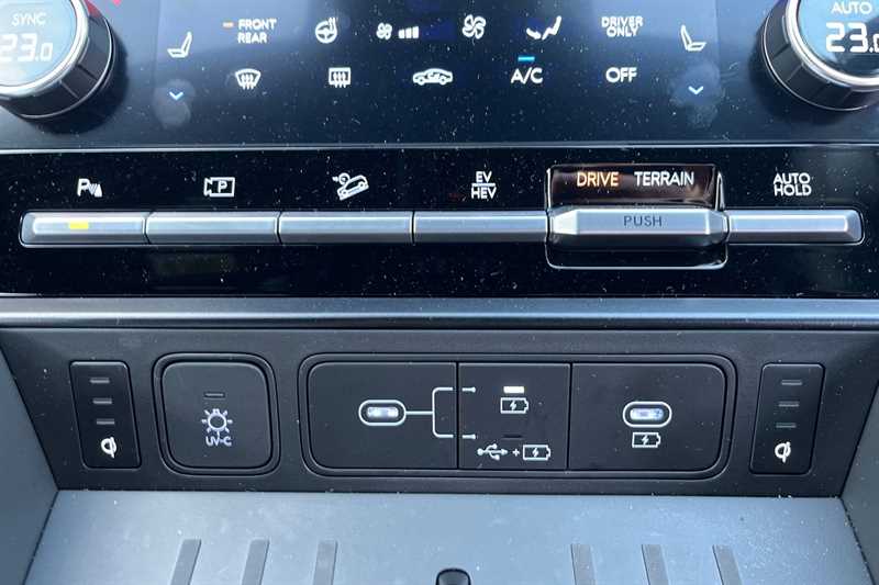 Used Hyundai Santa Fe 2025 for sale - 76540239: Photo 33