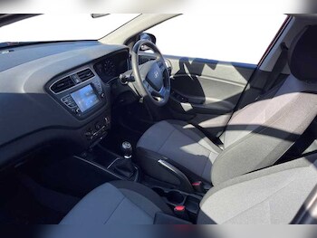 Used Hyundai i20 2020 for sale - 77256805: Photo