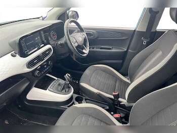 Used Hyundai i10 2022 for sale - 77526423: Photo