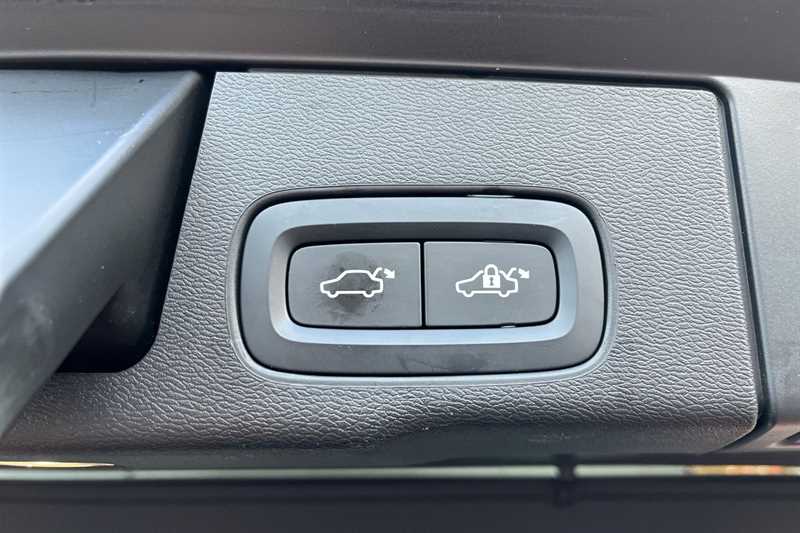 Used Volvo XC60 2021 for sale - 76804366: Photo 21