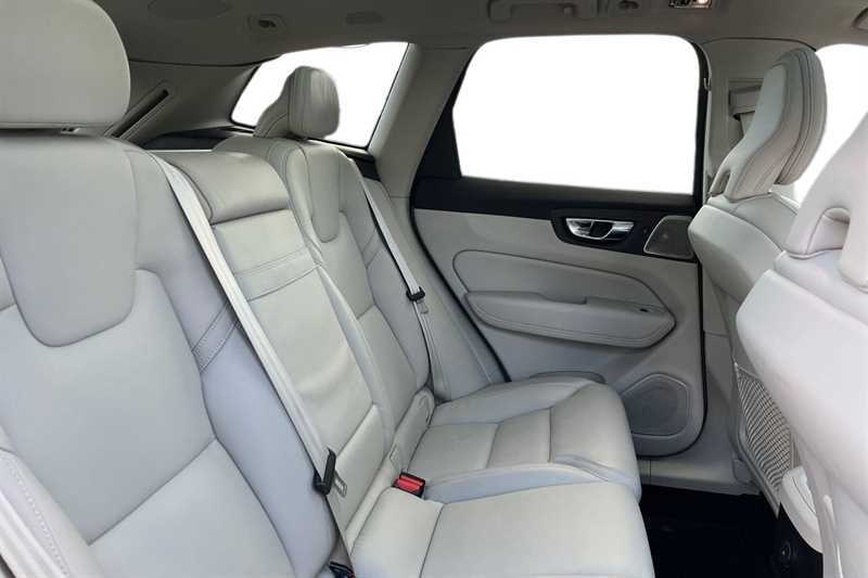 Used Volvo XC60 2021 for sale - 76804366: Photo 8