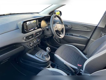 Used Hyundai i10 2025 for sale - 76475279: Photo