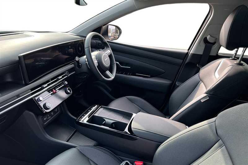 Used Hyundai TUCSON 2025 for sale - 77648309: Photo 2