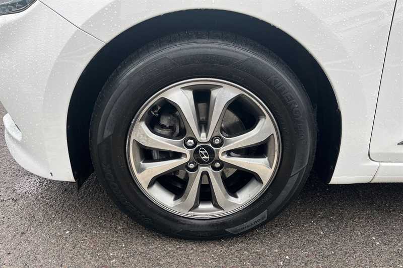 Used Hyundai i20 2018 for sale - 77972059: Photo 9