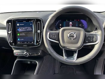 Used Volvo XC40 2022 for sale - 77576606: Photo