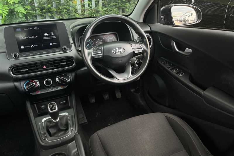 Used Hyundai KONA 2022 for sale - 76717720: Photo 31