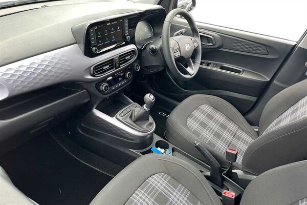 Used Hyundai i10 2025 for sale - 75510173: Photo 2