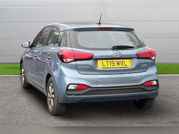 Used Hyundai i20 2019 for sale - 77373193: Photo