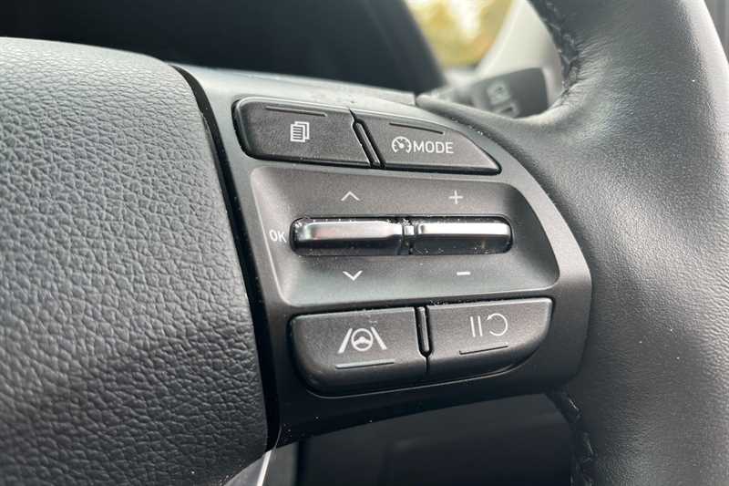 Used Hyundai i30 2023 for sale - 76328451: Photo 14