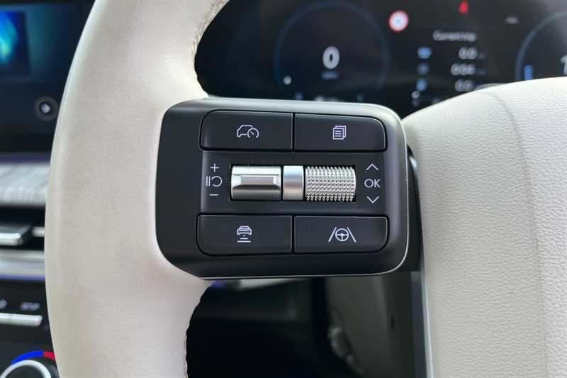 Used Hyundai Santa Fe 2025 for sale - 76731839: Photo 15