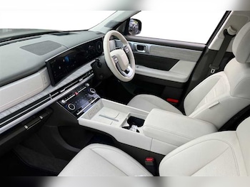 Used Hyundai Santa Fe 2025 for sale - 76731839: Photo