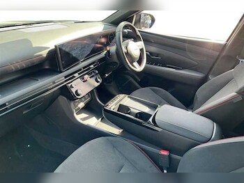 Used Hyundai TUCSON 2024 for sale - 76015287: Photo 2