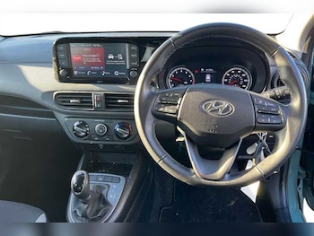 Used Hyundai i10 2022 for sale - 77068095: Photo