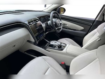 Used Hyundai TUCSON 2023 for sale - 76328449: Photo 2
