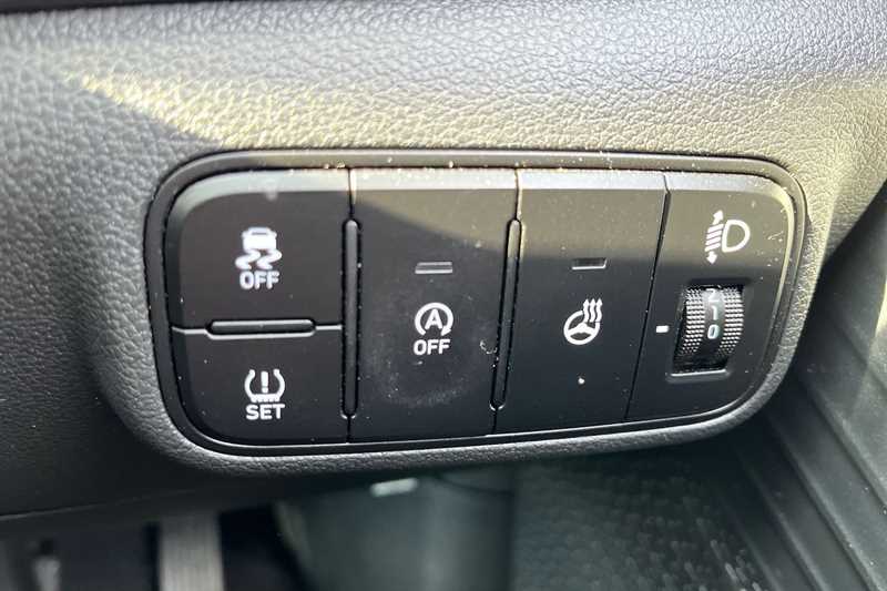 Used Hyundai i20 2023 for sale - 77740254: Photo 13