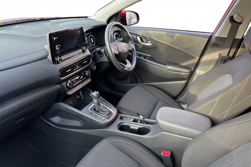 Used Hyundai KONA 2022 for sale - 76717761: Photo 2