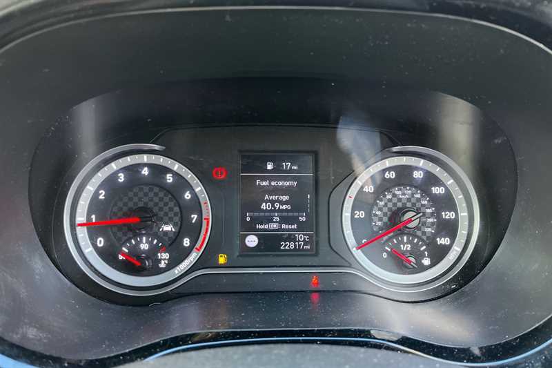 Used Hyundai i10 2022 for sale - 76705753: Photo 11