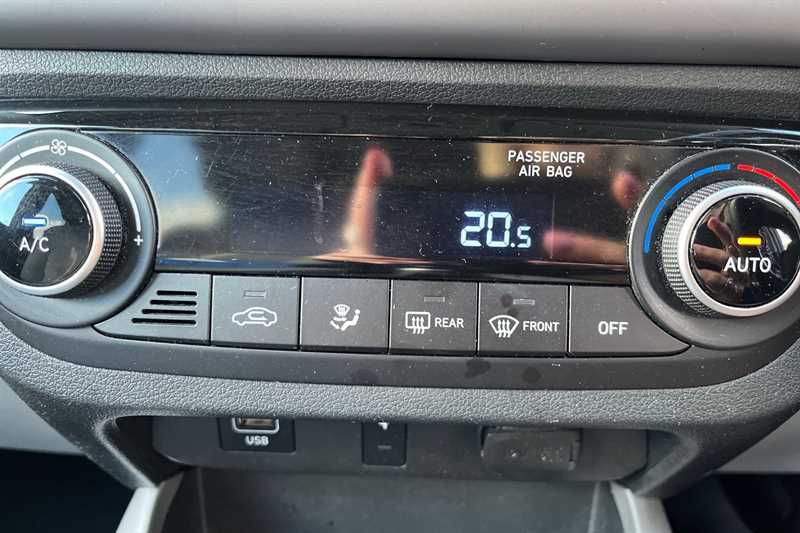 Used Hyundai i10 2022 for sale - 76705753: Photo 23