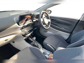 Used Hyundai BAYON 2024 for sale - 77239663: Photo