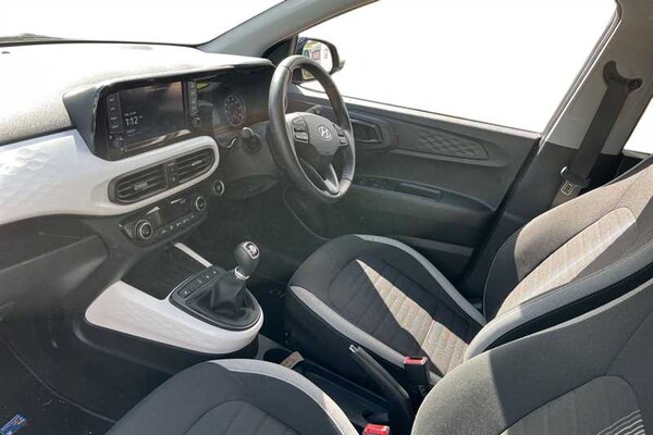 Used Hyundai i10 2022 for sale - 76086955: Photo 2