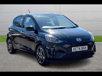 2025 - 1.2 [79] PREMIUM 5DR [NAV]