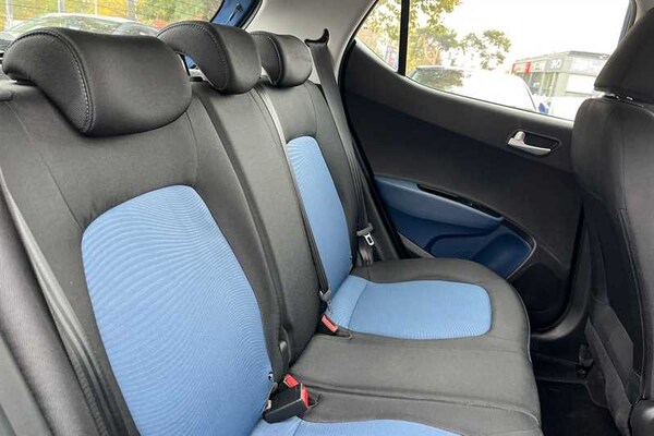 Used Hyundai i10 2016 for sale - 76297709: Photo 8