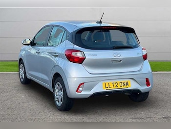 Used Hyundai i10 2022 for sale - 76954637: Photo