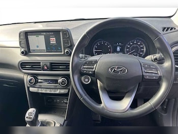 Used Hyundai KONA 2020 for sale - 77674104: Photo