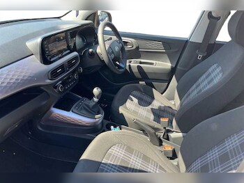 Used Hyundai i10 2025 for sale - 76804380: Photo