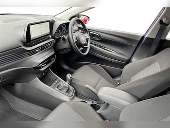 Used Hyundai i20 2023 for sale - 78591003: Photo