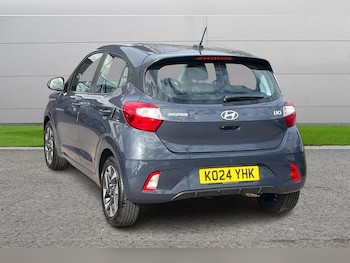 Used Hyundai i10 2024 for sale - 78050804: Photo