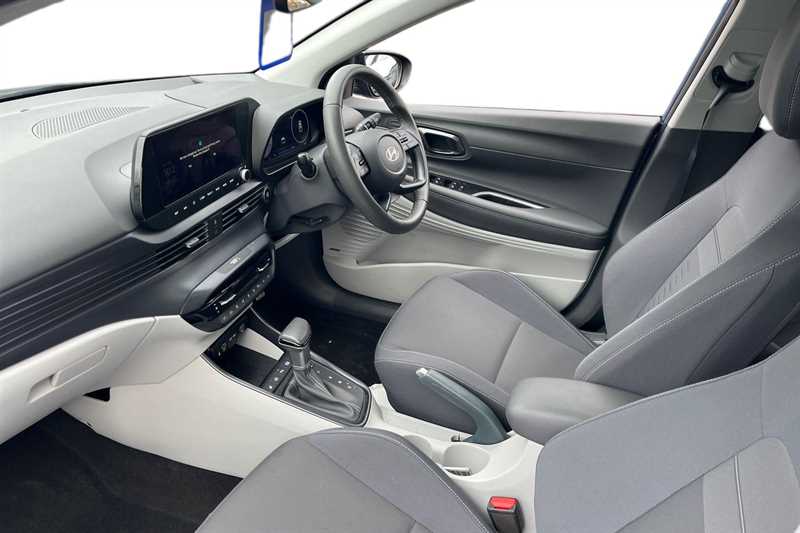 Used Hyundai BAYON 2024 for sale - 77471475: Photo 2