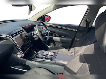 Used Hyundai TUCSON 2022 for sale - 77627778: Photo