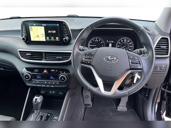 Used Hyundai TUCSON 2019 for sale - 77560808: Photo