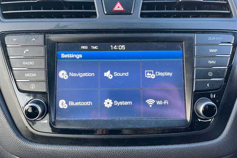 Used Hyundai i20 2018 for sale - 76875260: Photo 17