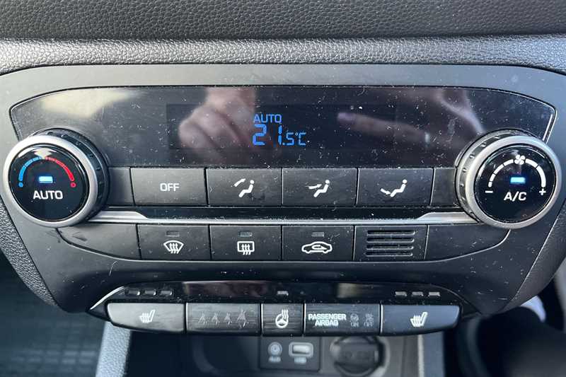 Used Hyundai i20 2018 for sale - 76875260: Photo 19